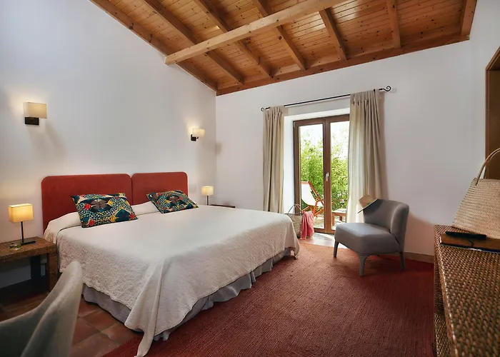 Monte Do Alamo - タヴィラ